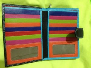 Happy colour inside of purse - how special is this!
